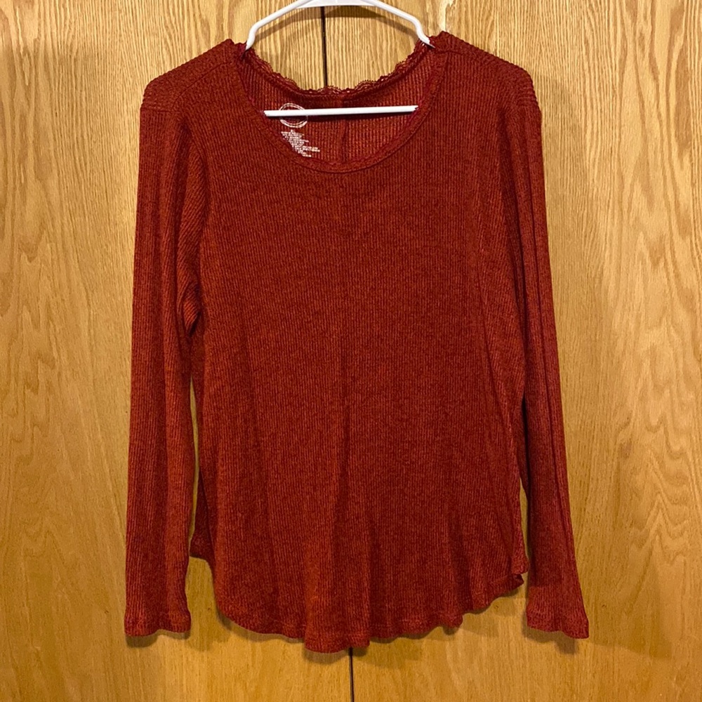 Maurices long sleeve top red size XL never worn